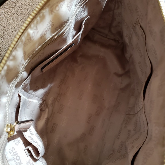 Michael Kors Handbag - Picture 3 of 4